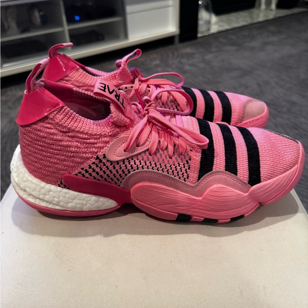 Adidas “Trae Young” MEN Vibrant Pink and Black Basketball Sneakers - Picture 5 of 8